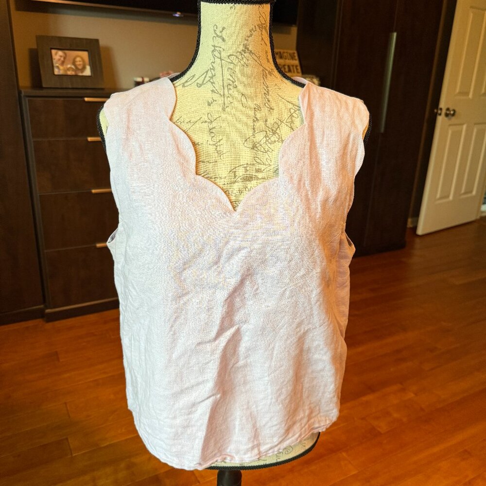 Banana Republic Scalloped Top